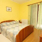 Διαμέρισμα With A Parking Space - 7195 Ρόβινι
