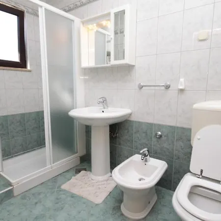 With A Parking Space - 7195 Apartman Rovinj