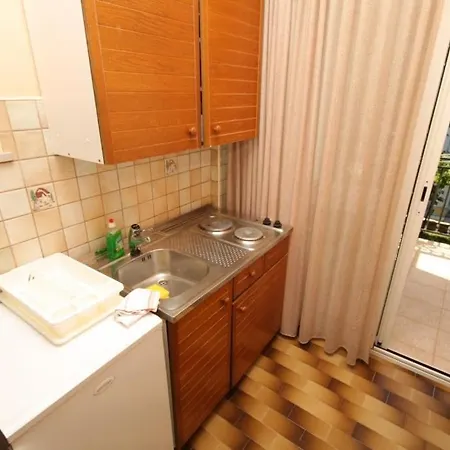 Apartman With A Parking Space - 7195 Rovinj