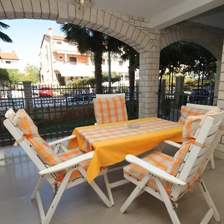 With A Parking Space - 7195 Apartman