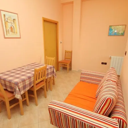 With A Parking Space - 7195 Rovinj