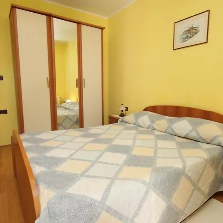With A Parking Space - 7195 Apartman