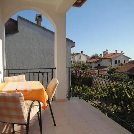 With A Parking Space - 7195 Apartman