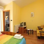 Apartmán With A Parking Space - 7195 Rovinj