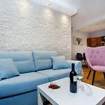 Apartmán With A Parking Space - 7195