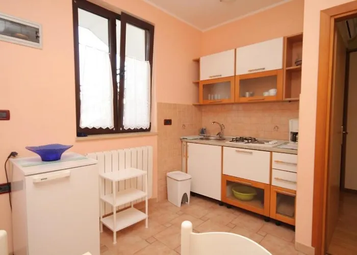 Apartments With A Parking Space Rovinj - 7195 * Rovinj