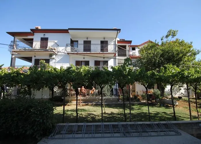 Apartments With A Parking Space Rovinj - 7195 Rovinj